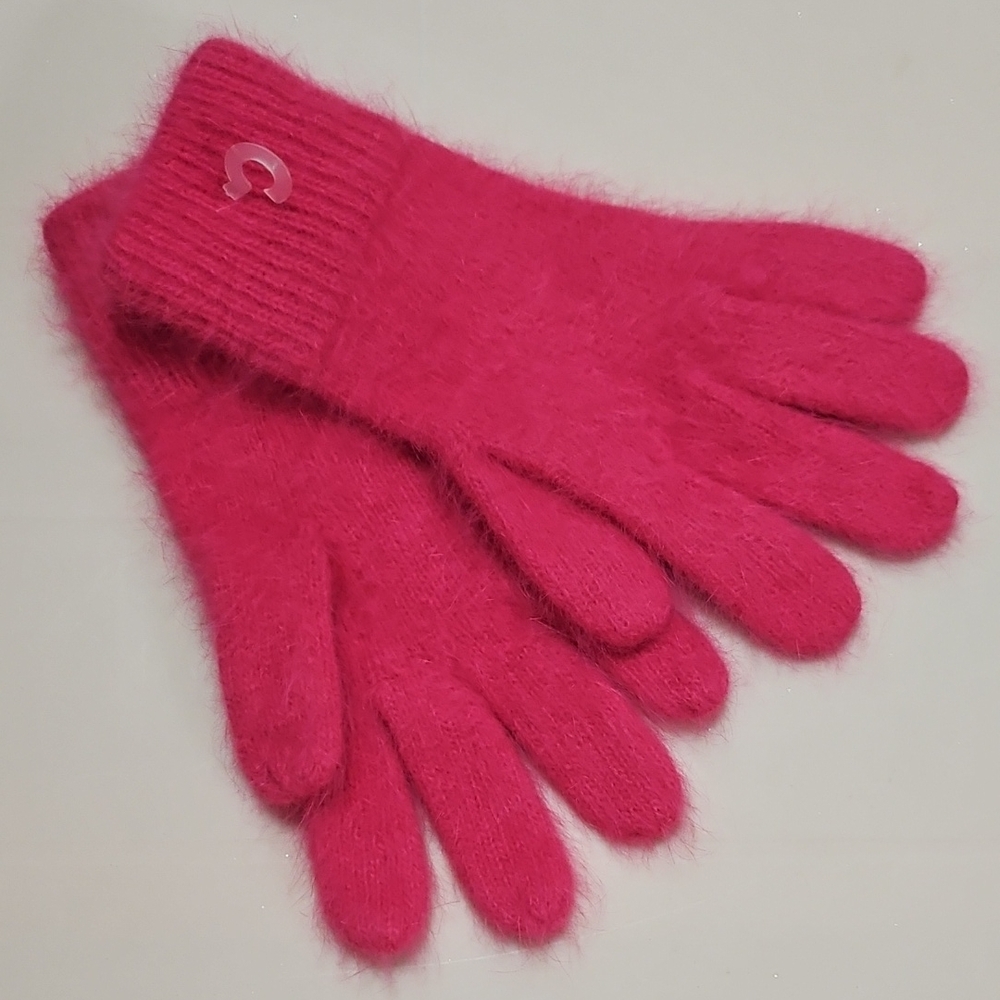 Angora Rabbit Hair Fuzzy Pink Gloves! NEW!! - Picture 3 of 6